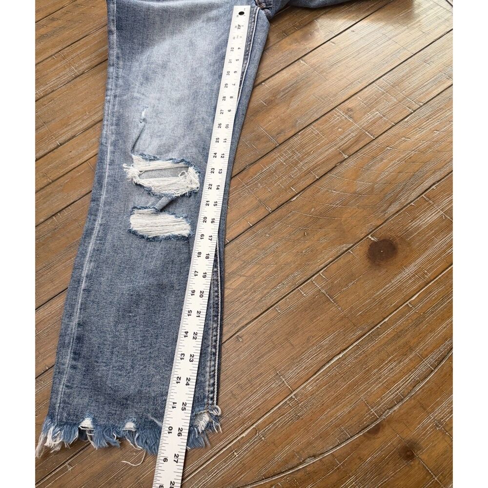 Forever 21 Women's Straight Leg Jeans with Frayed Hem - Medium Blue - Picture 6 of 10